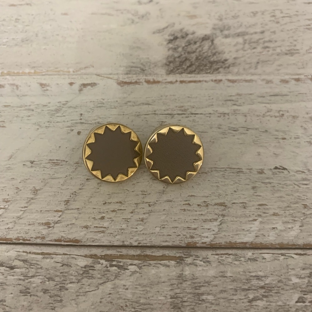 House of Harlow 2 pairs of earrings